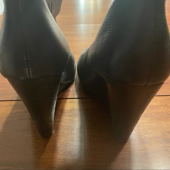 Rosegold Leather Boot - Picture 3 of 3